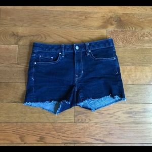 Gap 1969 size 2 dark wash jean cut off shorts 25r